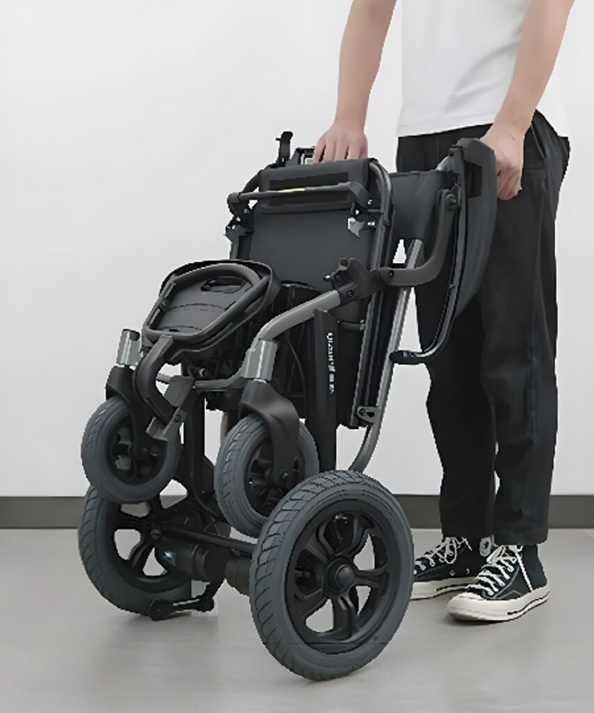 Carrozzina Elettrica Pieghevole con Joystick